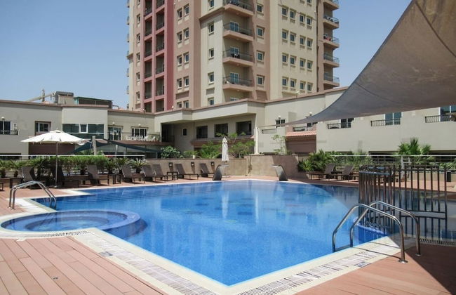 Outstanding 2BR in Serene JVT Neighborhood! - Photo 17