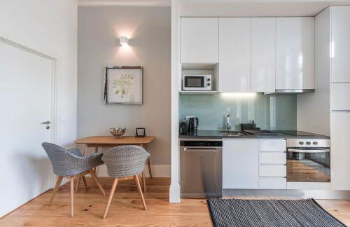 GuestReady - Seaside getaway in Porto - Photo 3