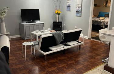 Cozy & Spacious Private Basement - Foto 8