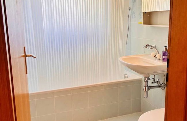 Sunny Modern Apartment Lake View Relax - Foto 6