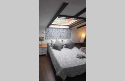 Aptos Cama del Rey ideal parejas - Foto 1