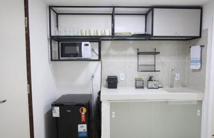 Mini Studio funcional mobiliado com cozinha e WC privativo - Foto 25