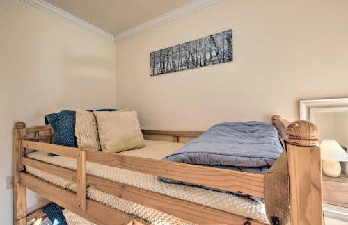 Private Home with Hot Tub Near Jay Peak Slopes - Foto 24