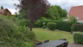 "Chez Vivi" logement 7 p classé 3 étoiles dans une belle maison au calme avec grande terrasse, balcon indépendant et wifi gratuite - Foto 3, Garden view