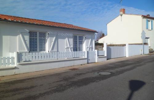 MAISON DE VACANCES - Foto 1