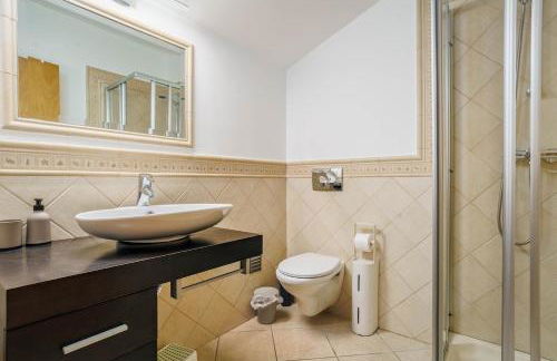 Bright 3-BR in Guia with Shared Pool by Lisbeyond - Foto 25