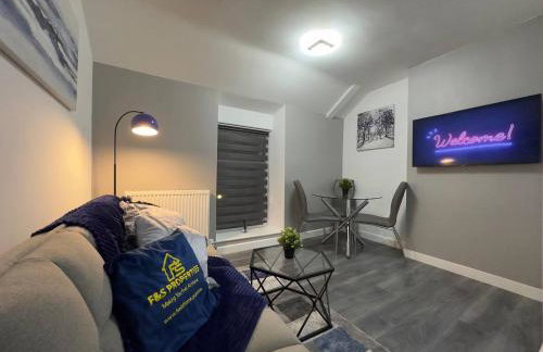 Gorgeous Graceful Getaway w Gazebo - Tylorstown - Foto 3