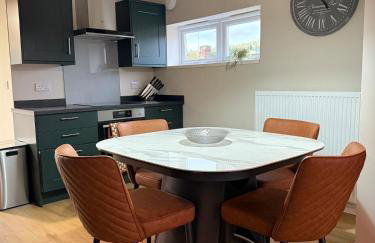 Luxury modern home log fire & outdoor living - Foto 13