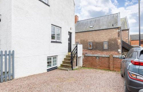 Charming Historic Stay - Cosy Flat with parking - Foto 16