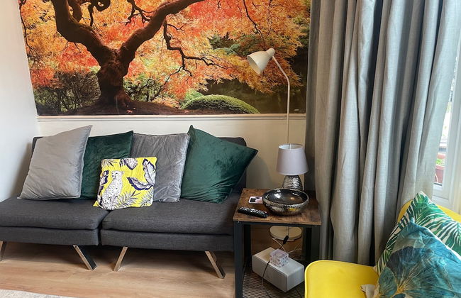 1 Bed Victorian Flat Sleeps 4 - Garden & Patio - Foto 16