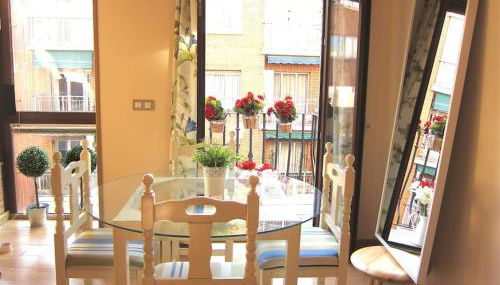 Acogedor, luminoso y centrico - Foto 2