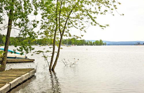 Mayfield Home with Private Dock on Lake Sacandaga! - Foto 4