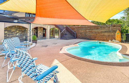 Italian-Styled Home with Lake Views and Private Pool - Photo 26