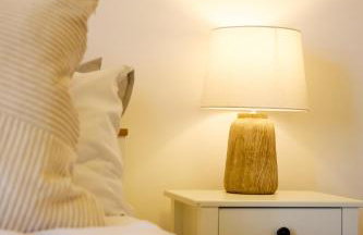 Aura - Elegant Retreat in Prime Leeds Location! - Foto 3