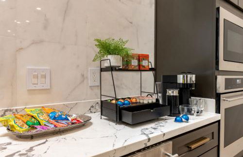 Modern Luxury, Near NRG & Downtown, Rooftop-Garage - Foto 32