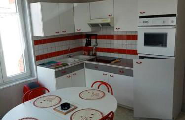 F2 1ER ETAGE - 5 min du Lac de Madine - Foto 1