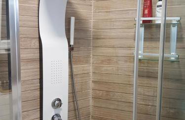 Views, international channels, A-C, pool, bar - Foto 19