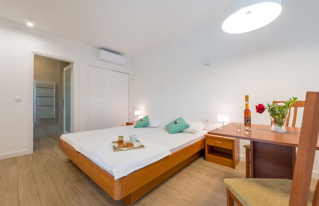 Villa Nisha - Photo 1