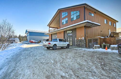 Mendenhall Valley Escape with Furnished Deck! - Foto 36