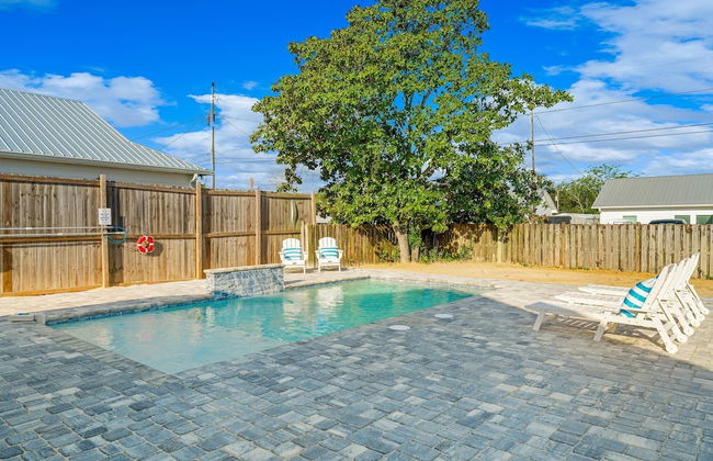 Sunshine House! 3BR 2BA Sleeps 9! Your Perfect Retreat for Comfort and Style - Foto 22