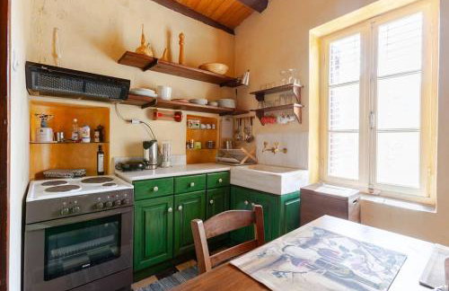 Το Aρχοντικό των Τσιντζίνων - Foto 21