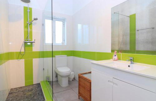 Casa Rainha Near Carvoeiro pool BBQ - Foto 17