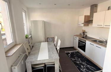 Kleines Appartment mit großer Terrasse - Foto 6