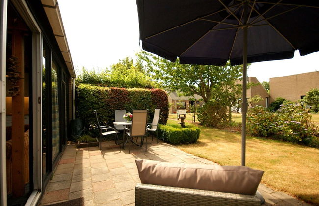 Nice Holiday Home for 5 People, Within Walking Distance of the Beach - Photo 16