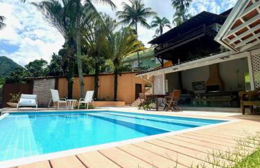 Vista dos sonhos na beira do mar de Angra com pier - Foto 15