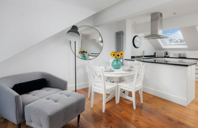 Modern 3 Bed Apartment - Parking - Foto 22