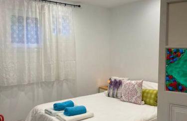 A modern farmhouse with big garden - Foto 14