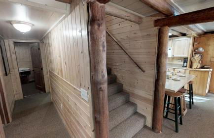 Grey Wolf Retreat by KABINO Sleeps 20 Commercial Kitchen Fire Pit WiFi Bunk Beds - Foto 36