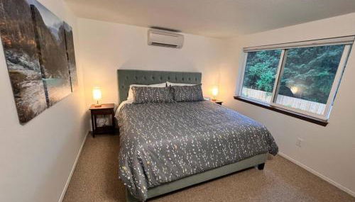 Free Tram Tickets! 3BR Valley Home wKing beds - Foto 3