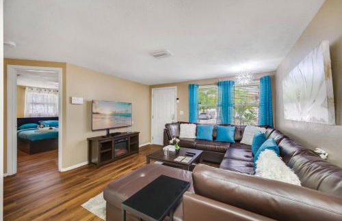 Beautiful & Cozy Home on a Canal in Hudson, FL! - Foto 9