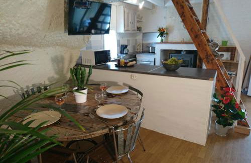 Les Gîtes des Châteaux, gîtes troglodytiques - Foto 53