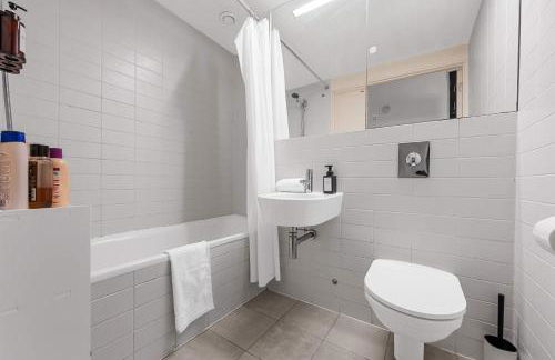 Stunning Canal Side Flat by City SuperHost - Foto 18