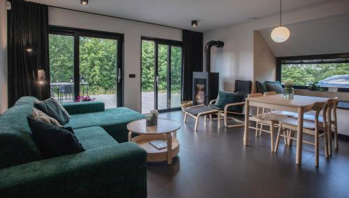 Czarny domek w górach - Foto 4