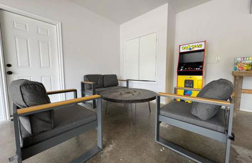 3 Bedroom House 5 Min Walk to Square - Foto 13