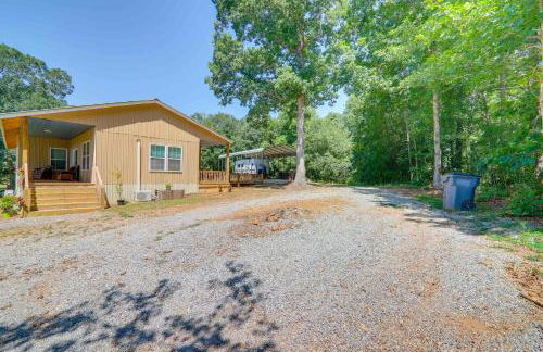 Lake-View Home in Statham with On-Site Fishing - Foto 28