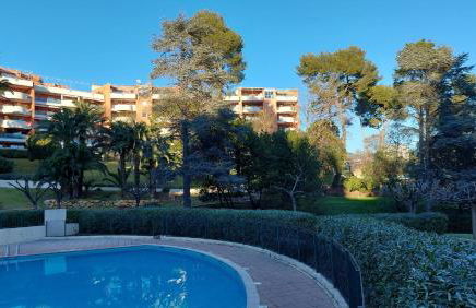 Charmant Appartement résidentiel avec Terrasse, Jardin Privatif et Piscine à Cannes - Foto 7
