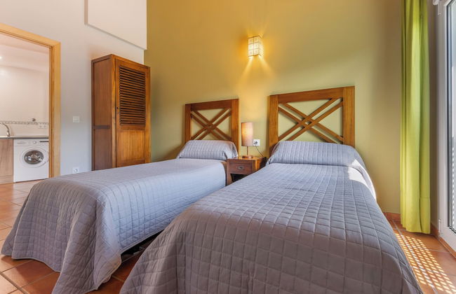 Apartamentos Fuentes de la Hoz - Foto 5