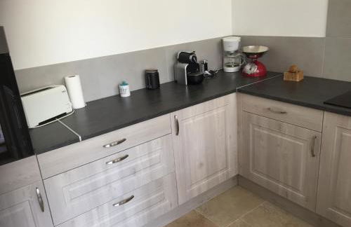 Maison de ville 3 chambres 3 salles d'eau parking 2 places - Foto 3