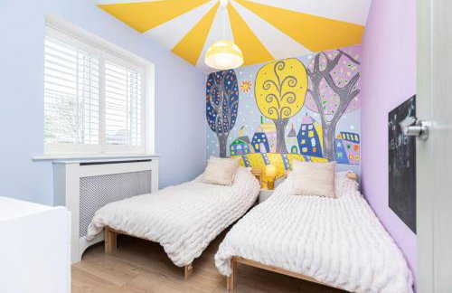 CHERRY MEWS by BOURNECOAST - A Detached Holiday Home with Parking and a Garden - HB7358 - Foto 13