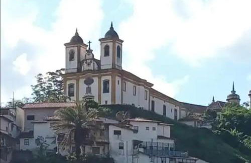 Imperdível - Casa aconchegante com varanda - Photo 3