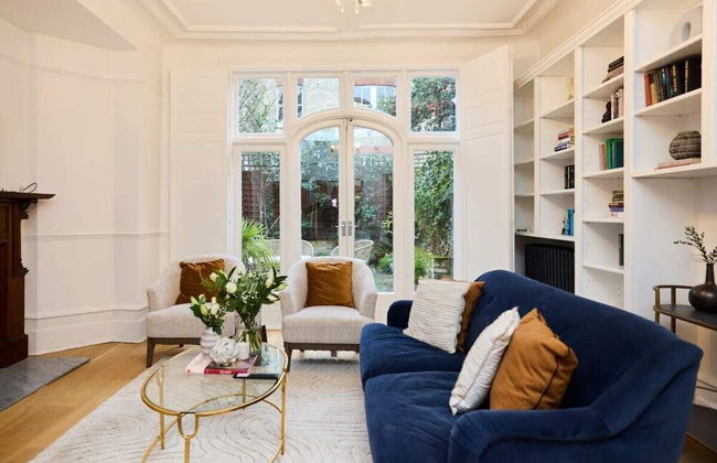 The Belsize Park Place - Charming 6bdr Home With Garden - Foto 19