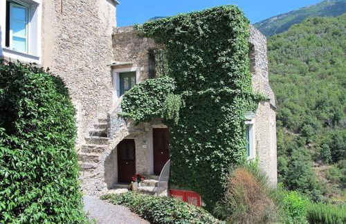 Oliveto stunning property with private garden - Photo 7