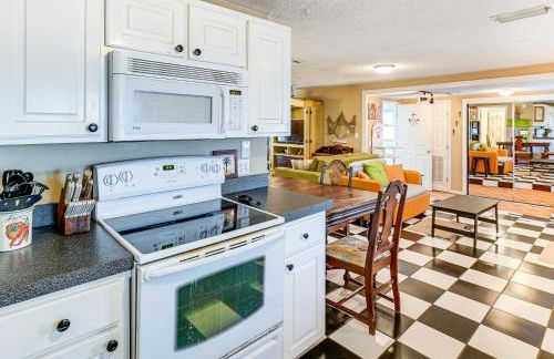 Cozy PCB Cottage about 1 Block to Beach! - Photo 16