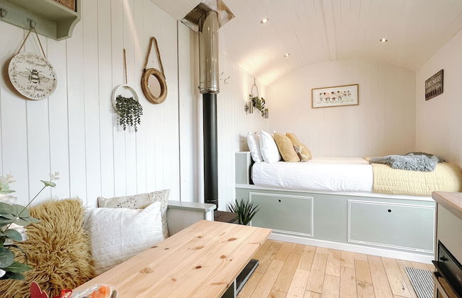 Erw Glas Glamping and Camping - Photo 77