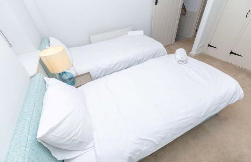 New - Pink cottage, Noss Mayo sleeps 7 - Foto 13