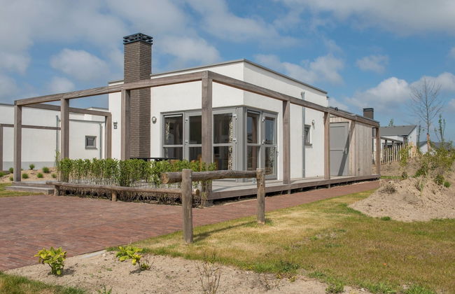 Detached Single Story Holiday Home Near the Sea - Foto 1